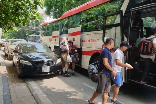 Dự thảo sửa đổi Nghị định 168: Phạt nặng xe chở khách trá hình