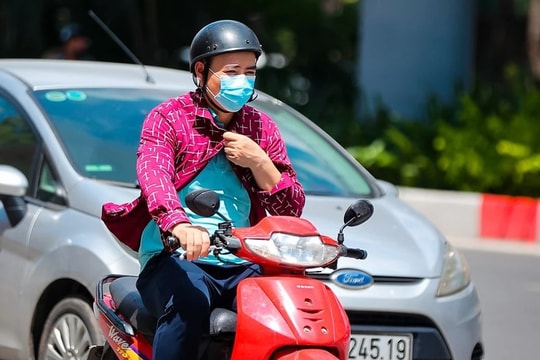 Miền Trung tiếp tục hứng chịu nắng nóng trên 40°C