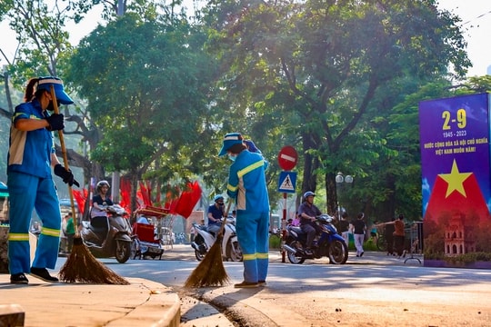 Hà Nội tăng cường vệ sinh môi trường dịp nghỉ lễ 30/4 – 1/5