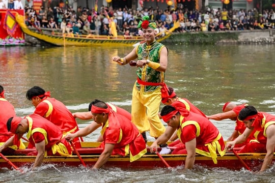 Quyết liệt cắt giảm thủ tục hành chính, phát triển toàn diện ngành văn hóa, thể thao và du lịch