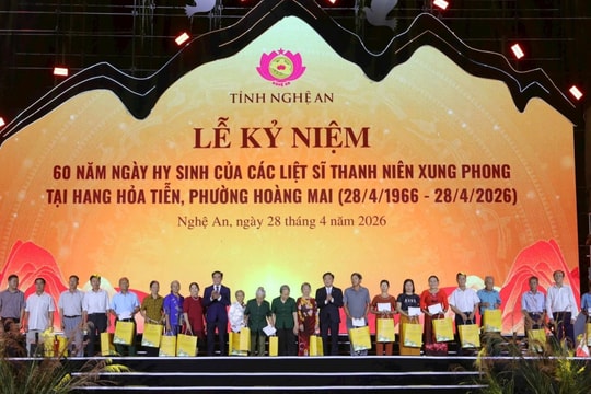 Nghệ An: Kỷ niệm 60 năm ngày hy sinh các liệt sĩ TNXP tại hang Hỏa Tiễn