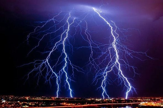 Người dân cần chủ động phòng tránh các hiện tượng thời tiết cực đoan