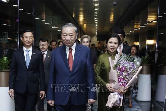 Tổng Bí thư, Chủ tịch nước Tô Lâm và Phu nhân bắt đầu thăm cấp Nhà nước Cộng hòa Singapore