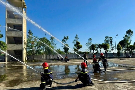 Nghệ An: Huy động tối đa lực lượng, phương tiện tham gia chữa cháy và cứu nạn cứu hộ