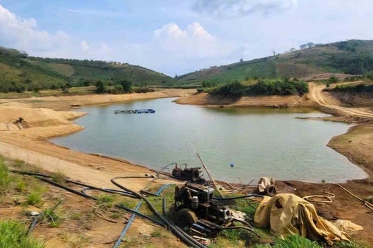 Xâm nhập mặn ở Đồng bằng sông Cửu Long giảm dần, địa phương tăng tốc tích trữ nước ngọt