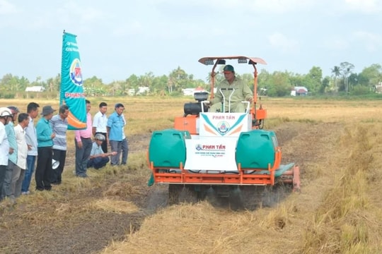 Bộ giải pháp giúp nông dân sản xuất lúa giảm phát thải