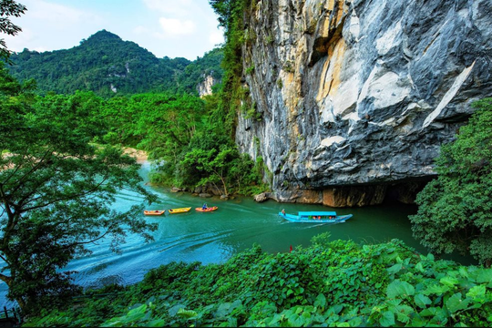 Phong Nha - Kẻ Bàng được UNESCO công nhận là Khu Dự trữ sinh quyển thế giới