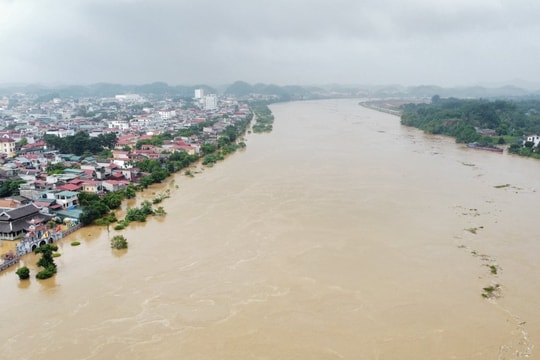 Lũ trên sông Bắc Bộ có thể dâng 4m, nhiều địa phương khẩn trương ứng phó