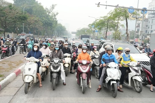 Hà Nội cấm xe máy xăng không đạt chuẩn vào Vành đai 1 từ năm 2028, hạn chế xe từ 1/7/2026