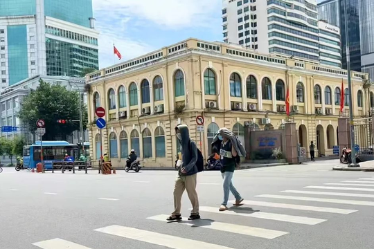 Dự báo thời tiết Hà Nội ngày 21/06/2026: Chiều tối và đêm có mưa rào và dông vài nơi, ngày nắng nóng