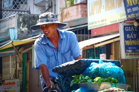 94% lao động ngoài trời chịu tác động sức khỏe từ nắng nóng cực đoan