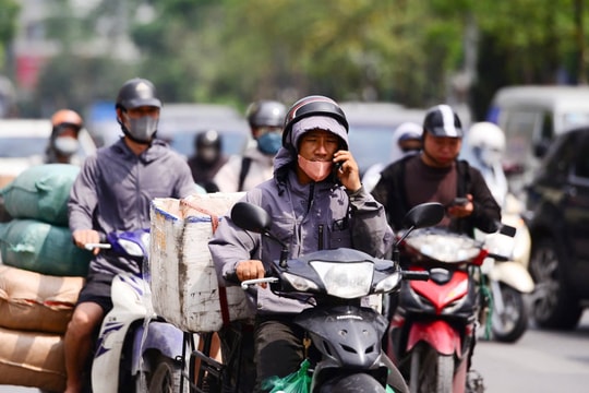 Miền Bắc, miền Trung vào đợt nắng nóng đỉnh điểm