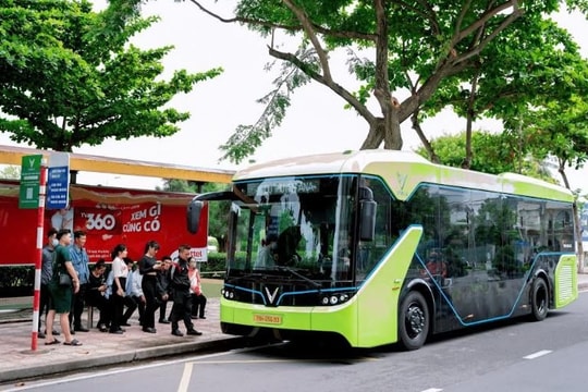 Ngày càng nhiều người hỏi: Bao giờ VinBus mở thêm tuyến mới?