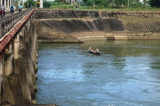 Đà Nẵng đối mặt nguy cơ thiếu nước sinh hoạt do nguồn nước thô nhiễm mặn kéo dài