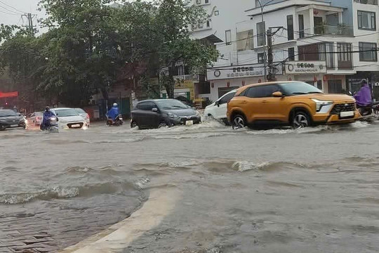 Xuất hiện "dòng sông khí quyển", chuyên gia cảnh báo mưa lớn diện rộng ở miền Bắc