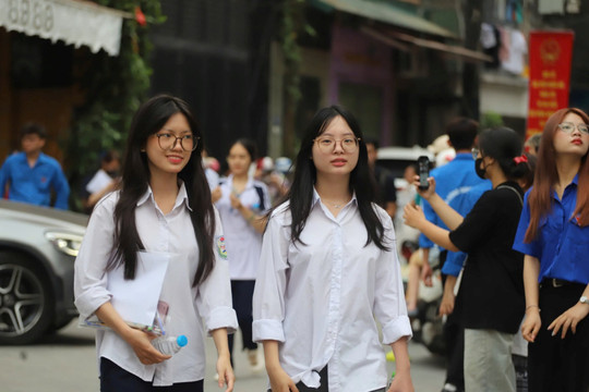 Sáng nay, Bộ Giáo dục và Đào tạo công bố điểm thi tốt nghiệp THPT 2026