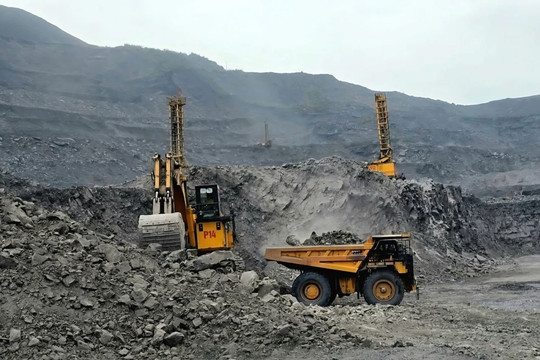 TKV triển khai tái sử dụng đất đá thải mỏ tại Quảng Ninh