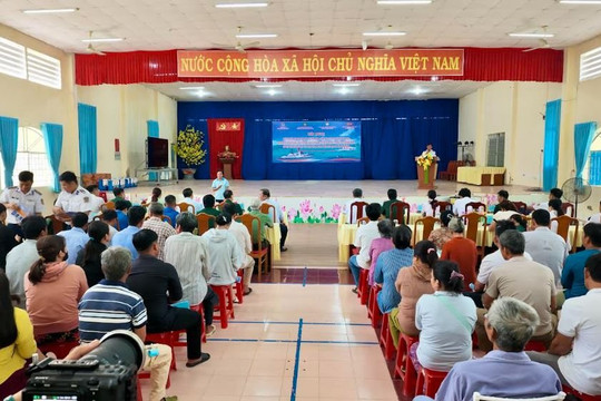 Bộ đội Biên phòng Thành phố Hồ Chí Minh phối hợp tham gia Chương trình “Cảnh sát biển đồng hành với ngư dân”