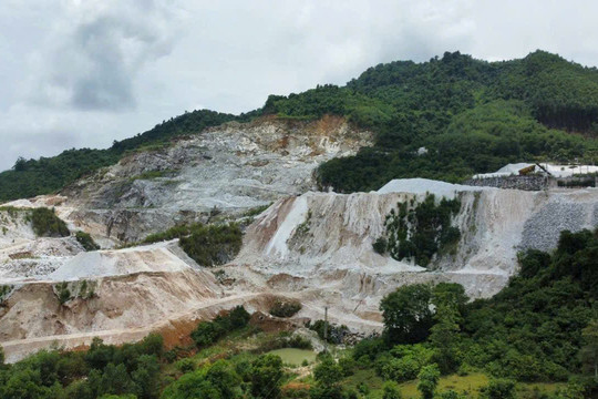 Nghệ An phê duyệt không đấu giá khai thác khoáng sản mỏ đá 30ha