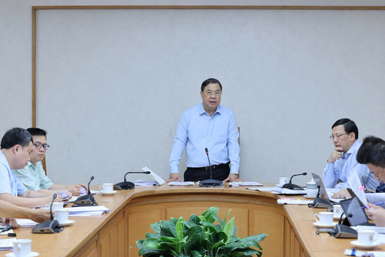 Phó Thủ tướng Thường trực Phạm Gia Túc: Điều chỉnh Quy hoạch điện VIII phải đáp ứng yêu cầu phát triển mới