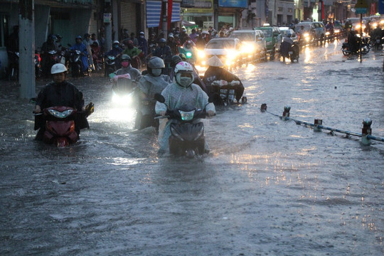 TP.HCM ưu tiên xử lý điểm ngập trước mùa mưa