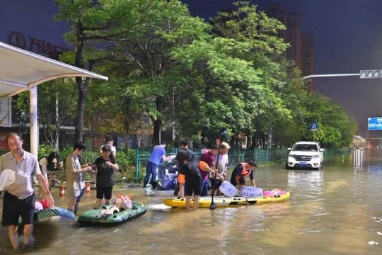 Nhiều quốc gia chật vật ứng phó thời tiết cực đoan