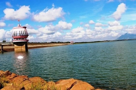 Hồ Dầu Tiếng hướng tới vận hành an toàn, hiệu quả trong bối cảnh biến đổi khí hậu