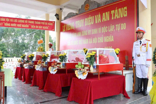 Đà Nẵng truy điệu, an táng hài cốt các liệt sĩ vừa được quy tập trong hang Đá Sập