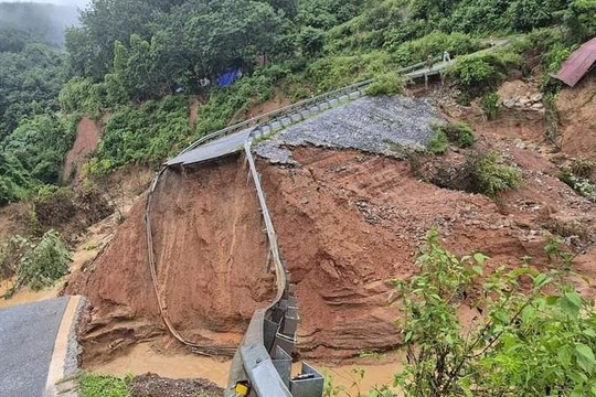 Nhiều địa phương tăng tốc ứng phó sạt lở, chủ động bảo đảm an toàn mùa mưa lũ