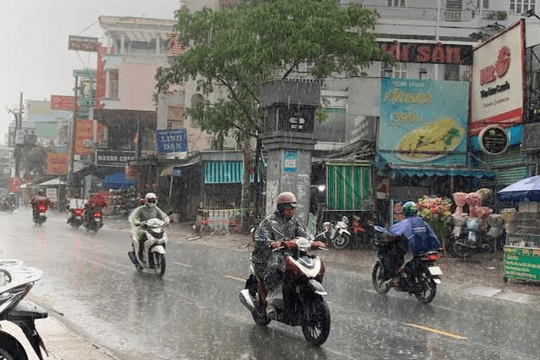 Dự báo thời tiết Hà Nội ngày 2/8/2026: Có mây, có lúc có mưa rào và dông