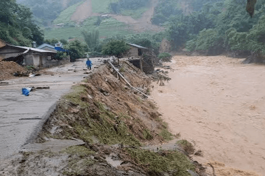 Mưa lớn kéo dài, gần 40 xã, phường ở Bắc Bộ đối mặt nguy cơ lũ quét, sạt lở đất