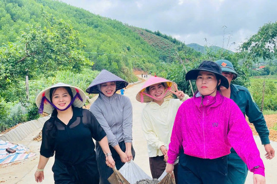Phong trào “Chủ nhật xanh” lan tỏa từ đô thị đến nông thôn Nghệ An