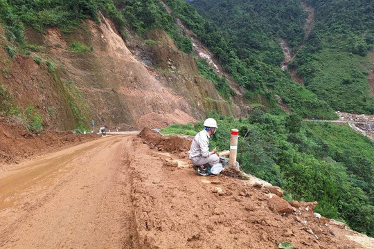 Bộ Xây dựng yêu cầu khẩn trương khắc phục hư hỏng, bảo đảm giao thông miền núi phía Bắc