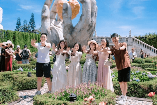 Sun World Ba Na Hills bố trí xe bus miễn phí đón khách từ Đà Nẵng