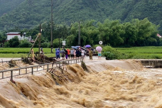 Sơn La: 241 hộ dân nằm trong vùng nguy cơ sạt lở đặc biệt cao