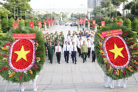 TP. Hồ Chí Minh tổ chức nhiều hoạt động kỷ niệm 81 năm Cách mạng tháng Tám thành công và Quốc khánh 2/9