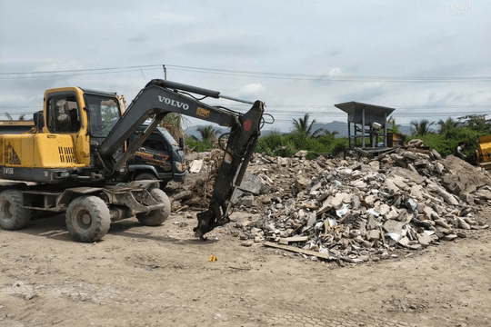 Khởi tố người tập kết trái phép hơn 163 tấn chất thải trên đất nông nghiệp, gây ô nhiễm môi trường