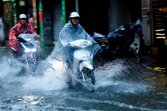 Dự báo thời tiết Hà Nội ngày 18/8/2026: Ngày có mưa vừa, mưa to
