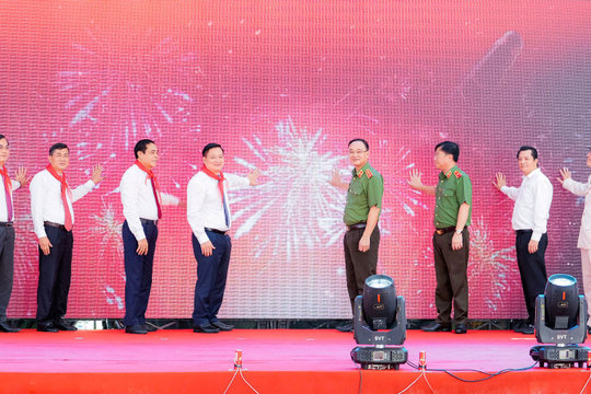 Công bố quyết định thành lập Trường Văn hóa Công an nhân dân VI tại Nghệ An
