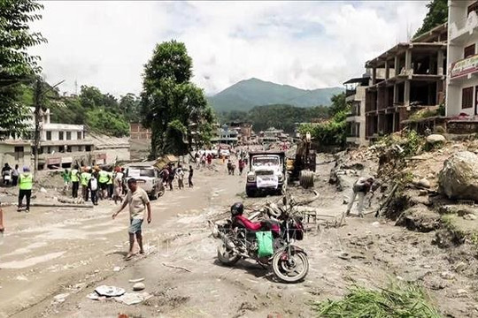 Lũ quét tại Nepal và Trung Quốc: Hơn 6.300 người thiệt mạng và mất tích