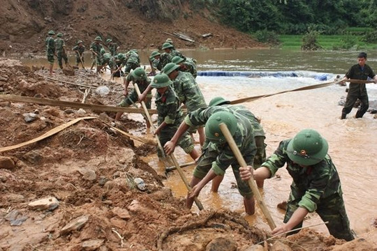Toàn quân duy trì chế độ trực, sẵn sàng ứng phó thiên tai, tìm kiếm cứu nạn