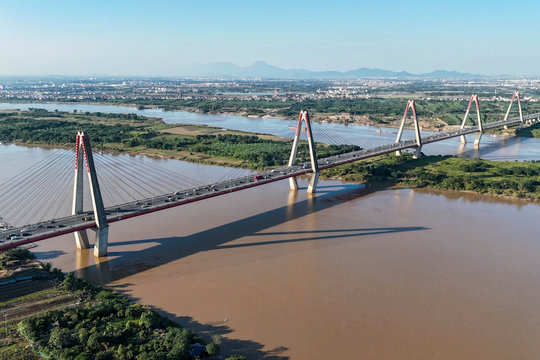Hà Nội nghiên cứu xây dựng đập trên sông Hồng để điều tiết mực nước
