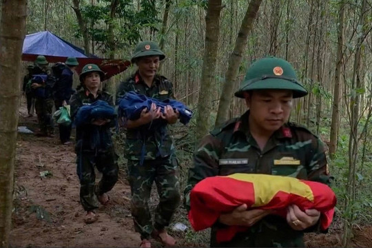 Nhiều hài cốt liệt sĩ được tìm thấy tại bản Bãi Dinh (Quảng Trị)