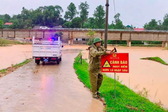 Hà Tĩnh chủ động ứng phó mưa lũ, khẩn trương khắc phục các điểm xung yếu