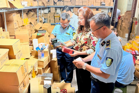 Hà Nội: Quản lý thị trường xử lý hơn 4.000 vụ, thu nộp ngân sách 68,73 tỷ đồng