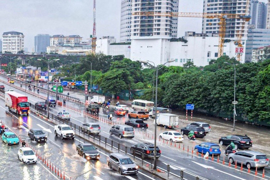 Dự báo thời tiết Hà Nội ngày 18/9/2026: Đêm và sáng có mưa, có nơi mưa rất to