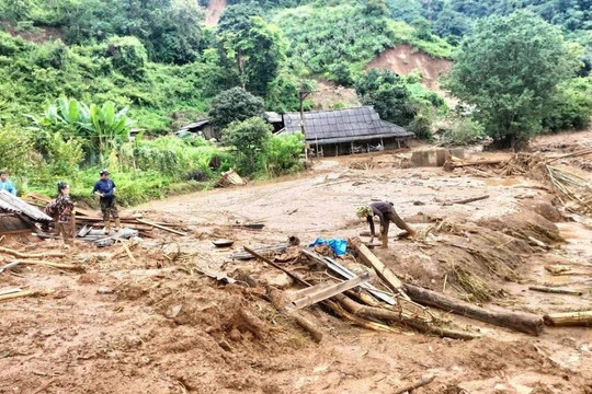 16.310 nhà ngập, 157 xã phường còn nguy cơ lũ quét