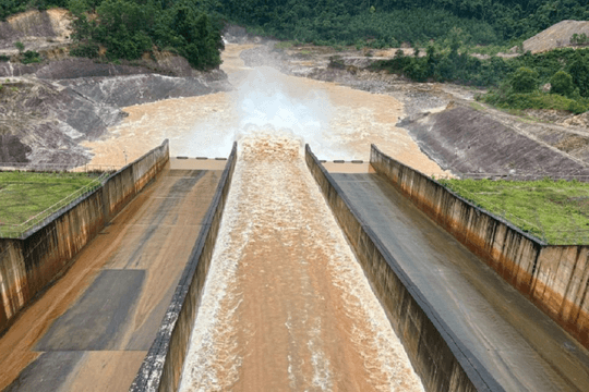 Huế điều chỉnh xả 2 hồ thủy điện, chủ động ứng phó mưa lớn