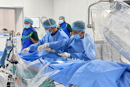 Bệnh viện Mặt trời phối hợp với Bệnh viện Chợ Rẫy cứu sống hai ca nhồi máu cơ tim trong chưa đầy 24 giờ ngay tại Phú Quốc
