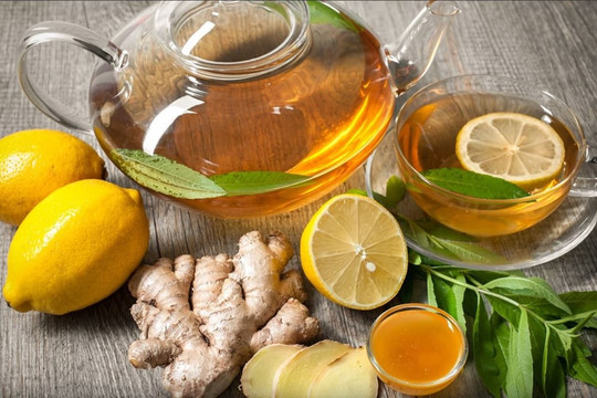 Tác dụng bất ngờ khi uống nước lá chanh gừng